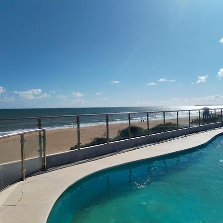 Islantilla-Apartamento Con Piscina Y Garaje En Primera Linea De Playa 克莉丝蒂娜岛 外观 照片